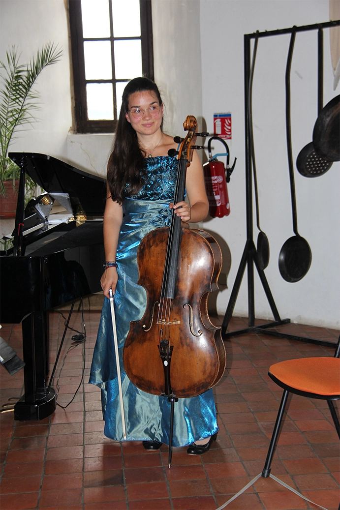 remise-violoncelle-association-amis-paul-bazelaire-IMG_8134
