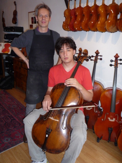 Andrey-Tchung-violoncelles-prétés